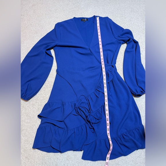 1. State Blue Ruffled Wrap Midi Dress with Tie Front Women Size 6 Royal Blue - Picture 5 of 8